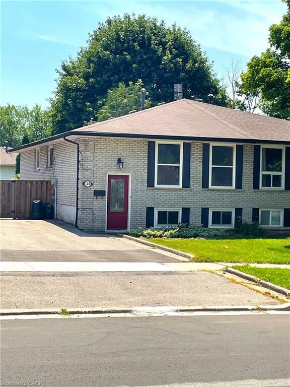 Property Photo:  126 McCraney Street W  ON L6H 1H6 