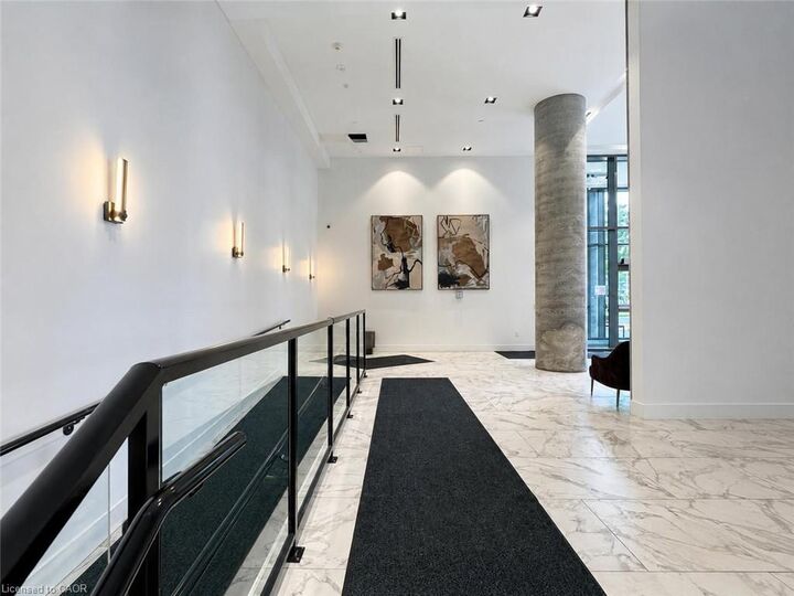 Property Photo:  15 Wellington Street S 2604  ON N2G 0E4 