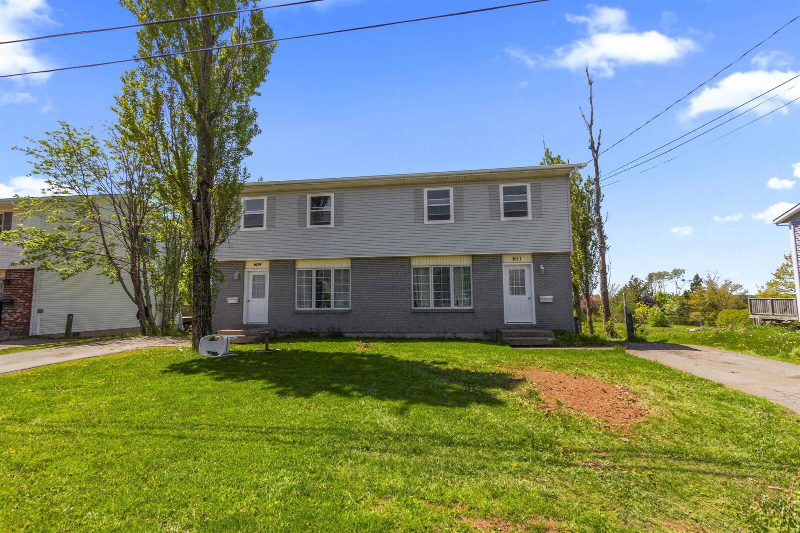 Property Photo: 609-611 Queen Street PE C1A 9C8
