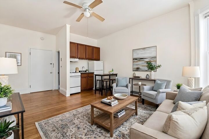 Property Photo:  9 Buswell Stret 2R  MA 02215 