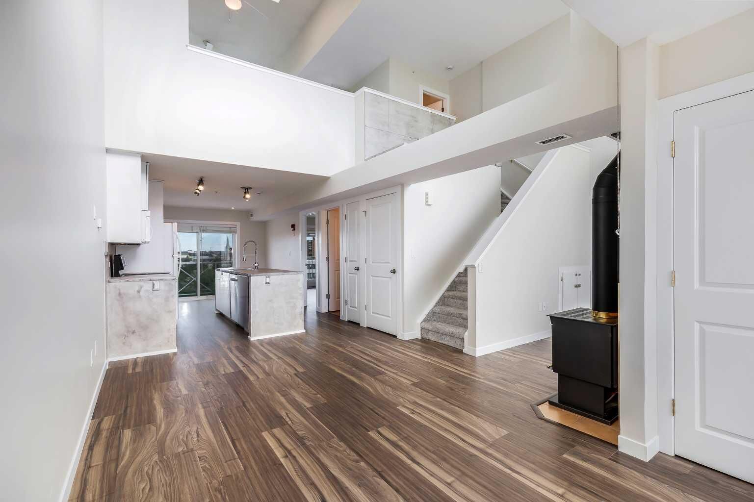 Property Photo:  1540 17 Avenue SW 408  AB T2C 0C8 
