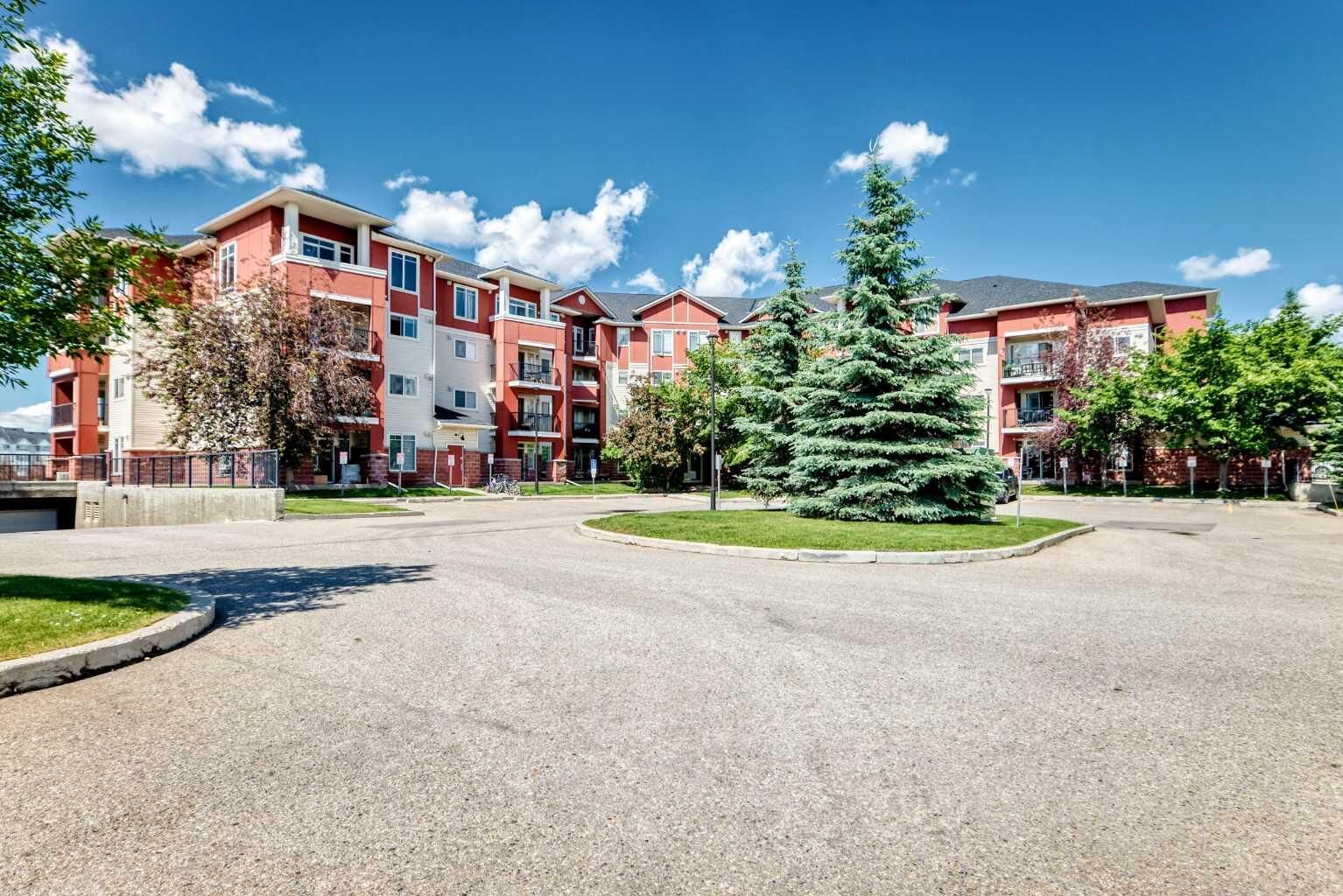 Property Photo: 156 Country Village Circle NE 115 AB T3K 0E6