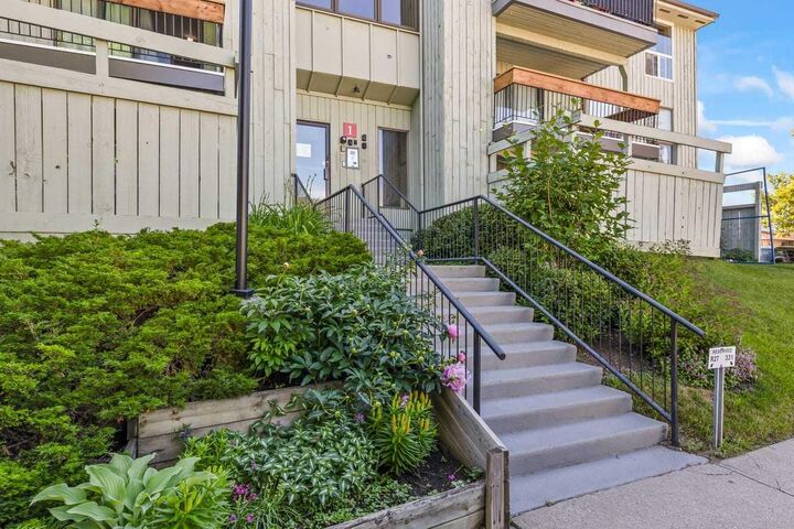 Property Photo: 10120 Brookpark Boulevard SW 123 AB T2W 3G3