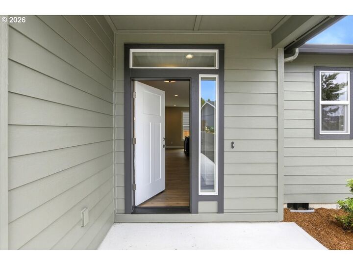 Property Photo: 2207 NW 69th St WA 98665