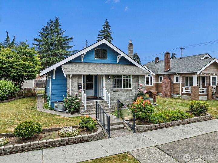 Property Photo:  1512 S Oakes Street  WA 98405 