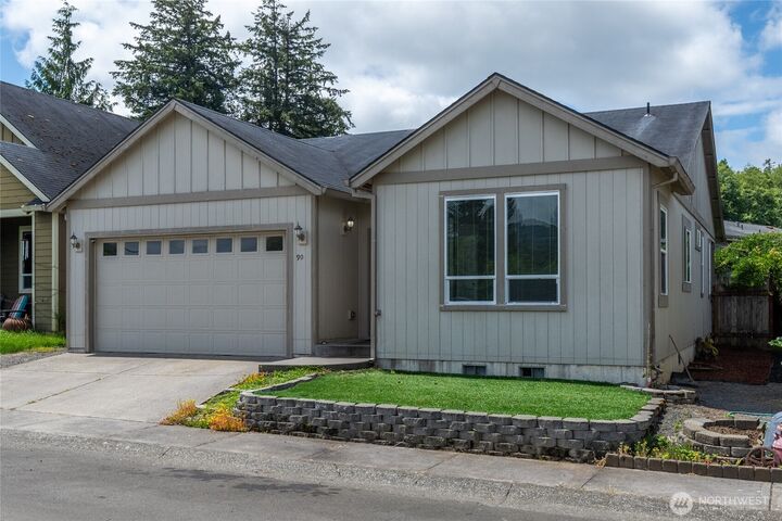 Property Photo:  90  Glen Gate Loop  WA 98612 
