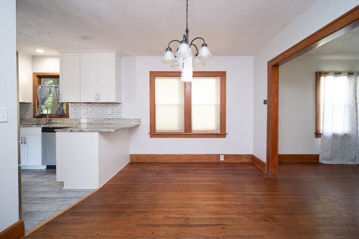 Property Photo: 719 Lawn Drive IL 61111