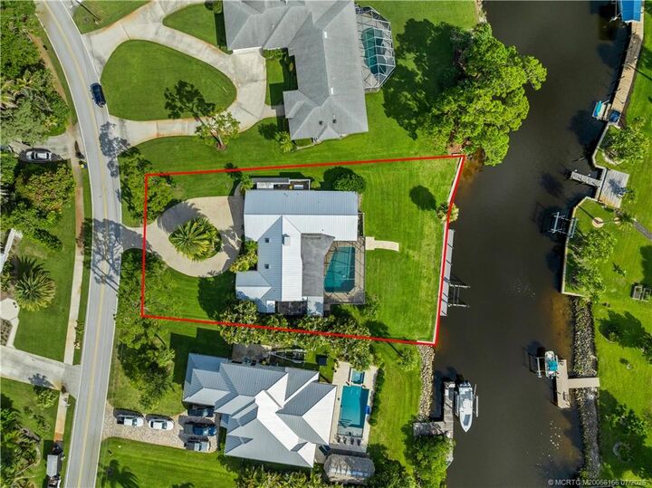 Property Photo:  1310 NW Lakeside Trail  FL 34994 