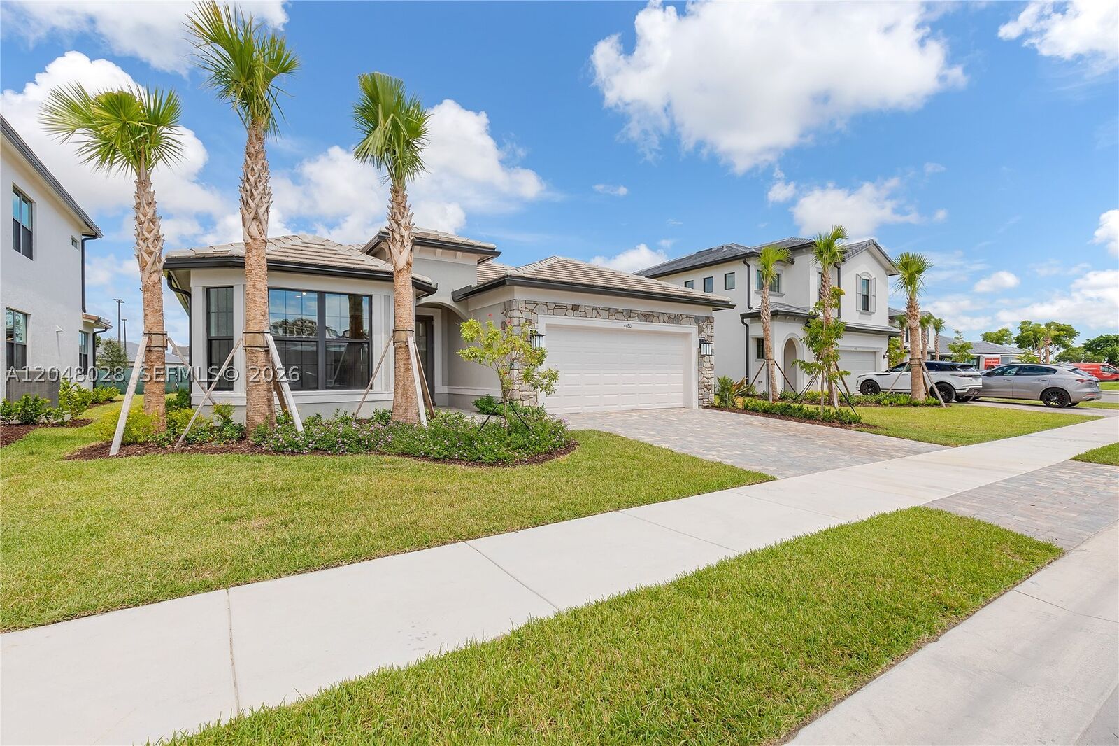 Property Photo: 4480 Gramercy Dr FL 33309