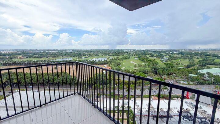Property Photo: