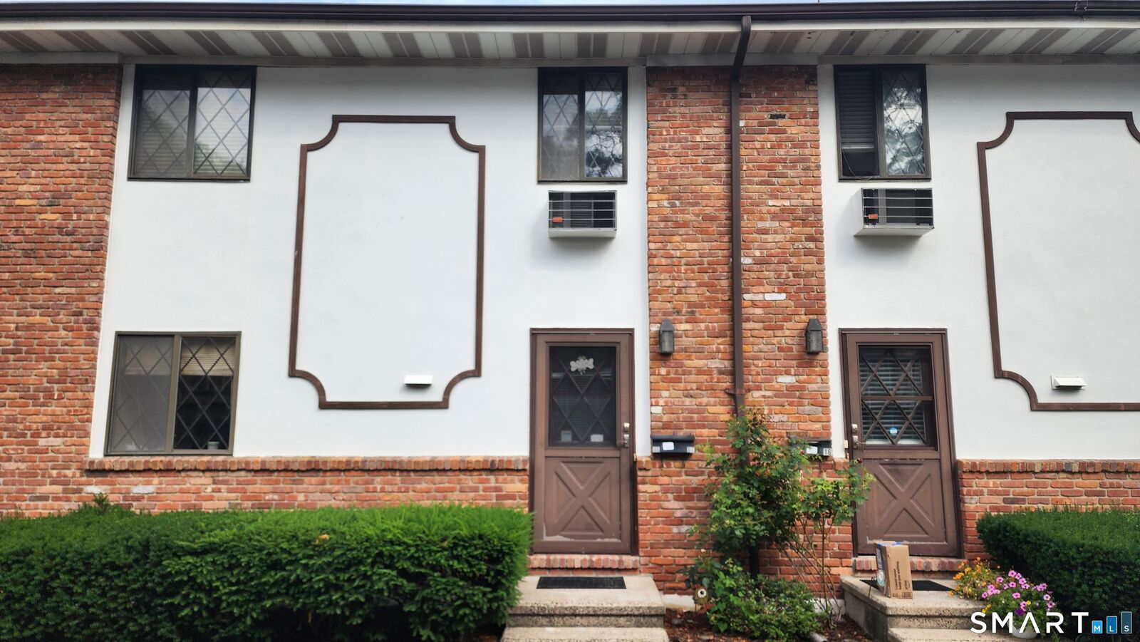 Property Photo:  45 Columbus Place 17  CT 06907 
