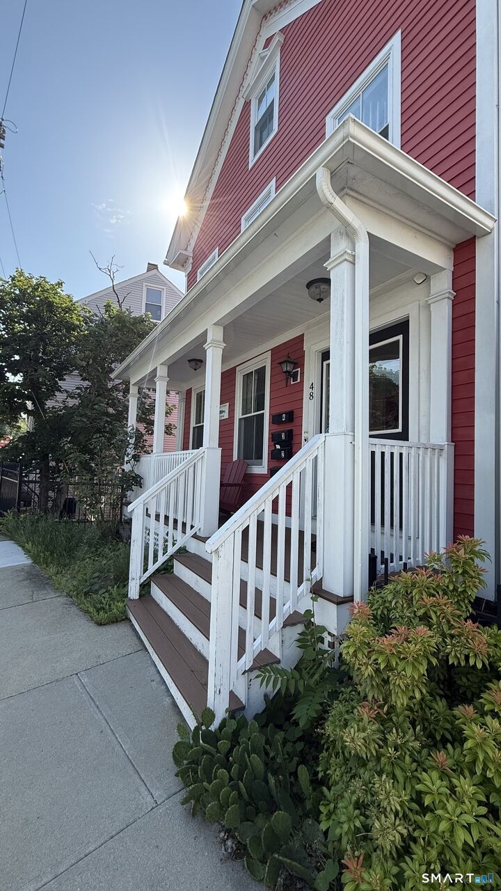 Property Photo: 48 Blinman Street 2 CT 06320