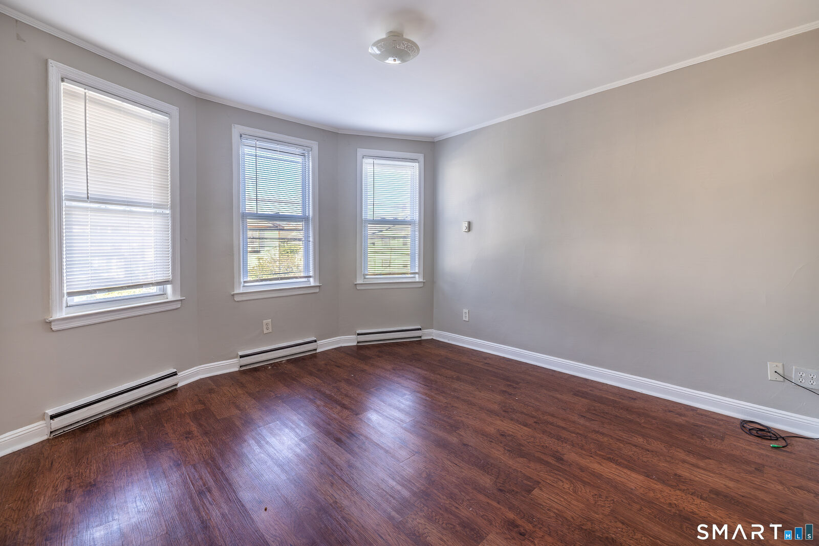 Property Photo:  793 Brewster Street 2nd Floor  CT 06605 