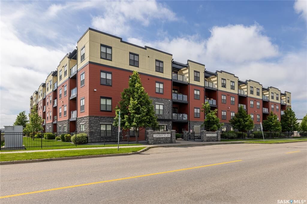 Property Photo:  230 Slimmon Road 204  SK S7V 0B3 