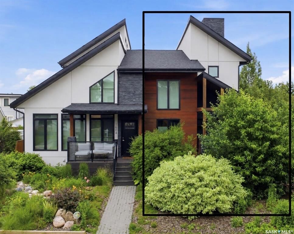 Property Photo: 1602 Edward Avenue SK S7K 3B6