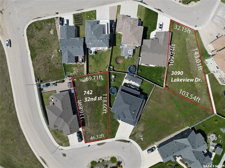 3090 Lakeview Drive — photo 1