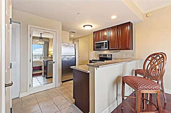 Property Photo: 215 W College Avenue 604 FL 32301