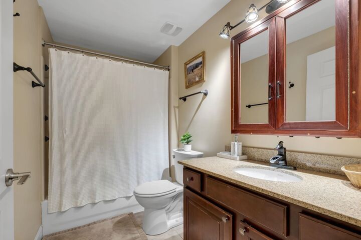 Property Photo:  215 W College Avenue 604  FL 32301 