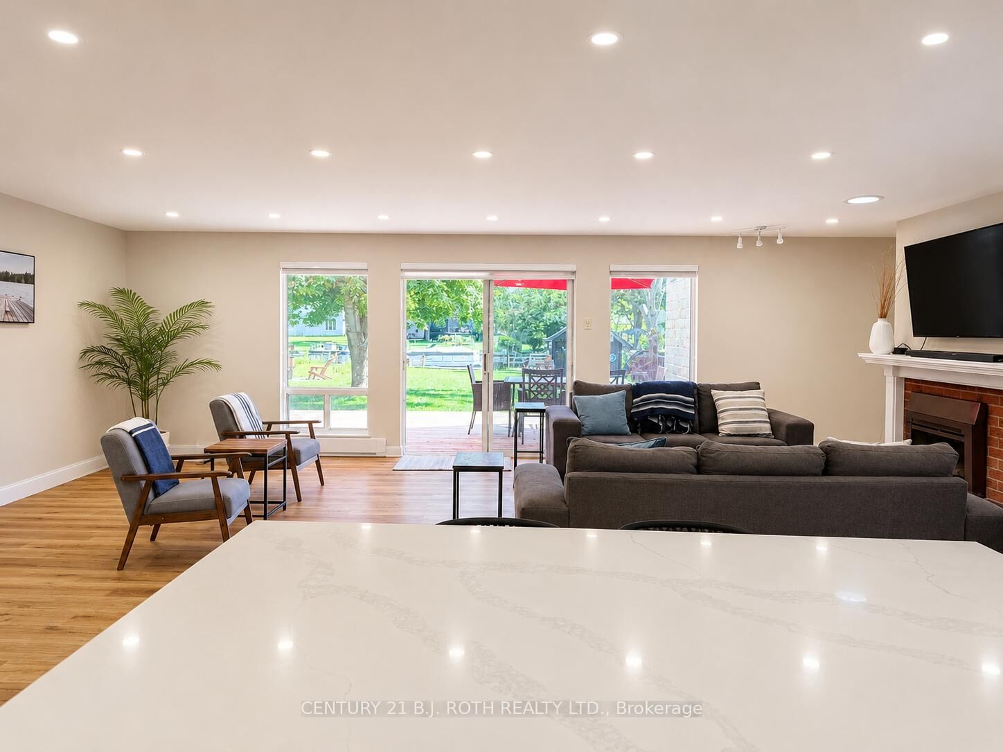 Property Photo:  7 Pinetree Court  ON L0K 1B0 