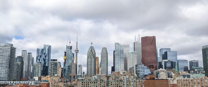 Property Photo: 135 Lower Sherbourne Street 860 ON M5A 1Y4