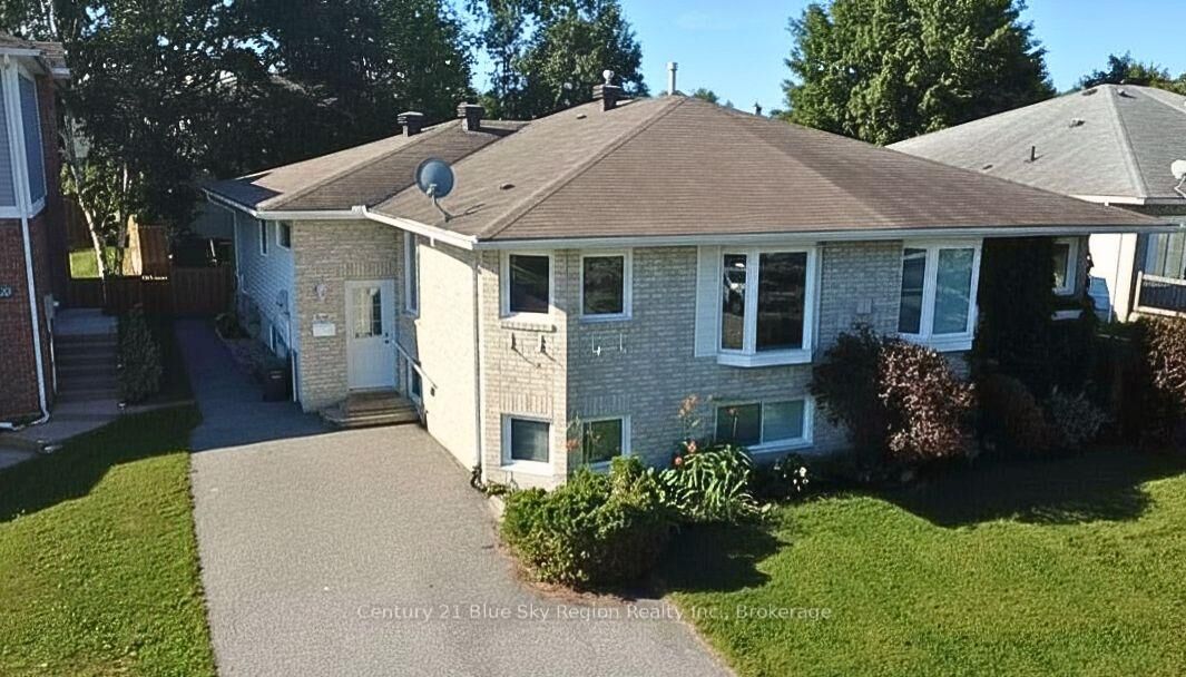 Property Photo:  170 Cloverbrae Crescent  ON P1A 4J3 