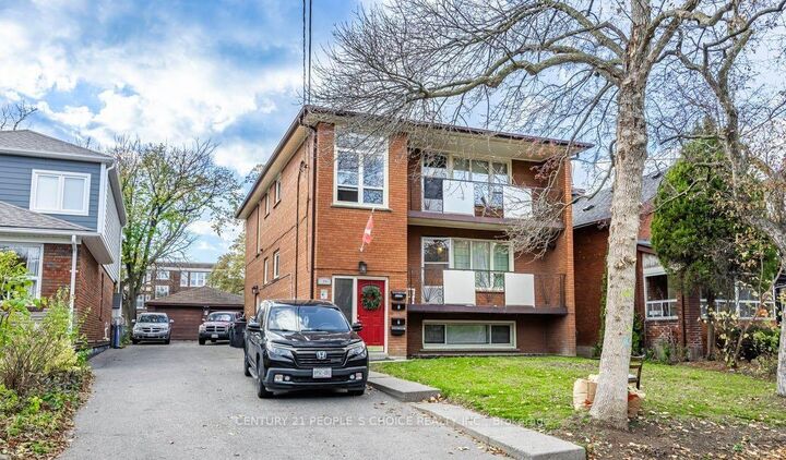 Property Photo: 106 Wheatfield Road Unit 1 ON M8V 2P8