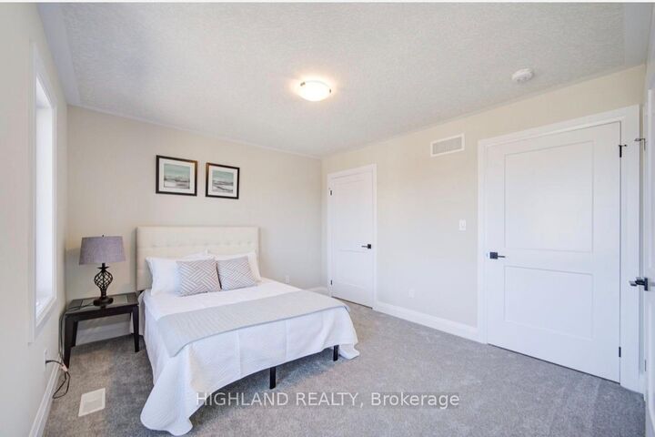 Property Photo: 565 Balsam Poplar Street ON N2V 0H8