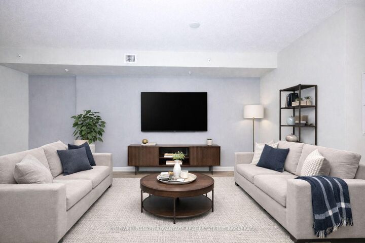 Property Photo:  550 North Service Road 610  ON L3M 0H9 