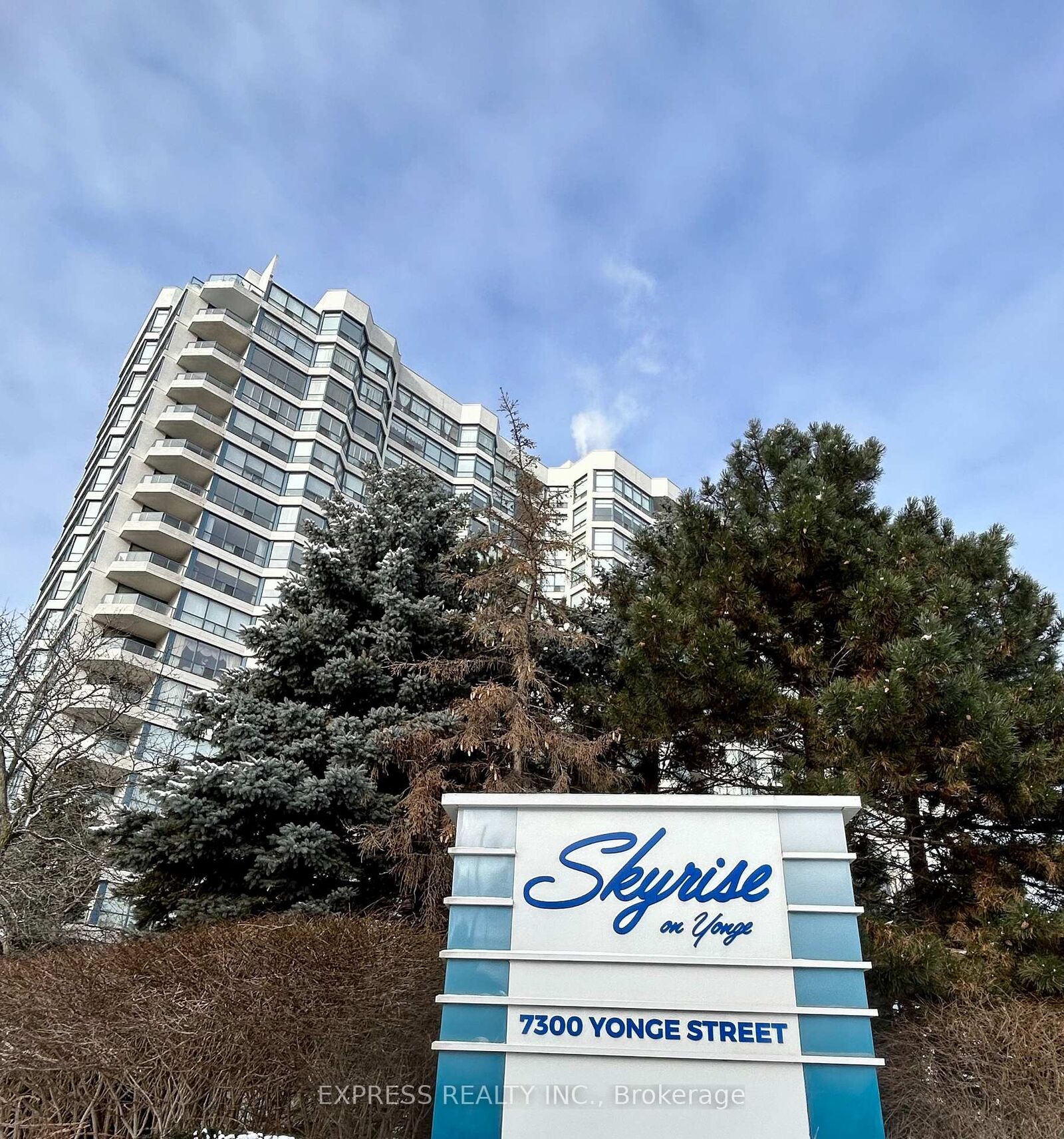 Property Photo:  7300 Yonge Street 1207  ON L4J 7Y5 