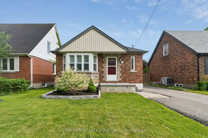 503 Athol Street E — photo 1