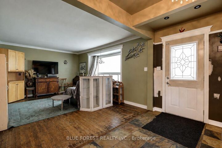 Property Photo:  371 Flanders Row  ON N5Y 1C3 