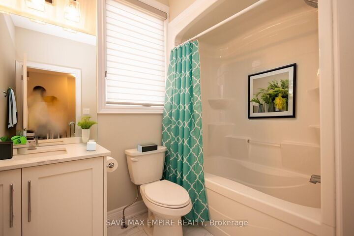 Property Photo: 3580 Canfield Crescent ON L0S 1S0