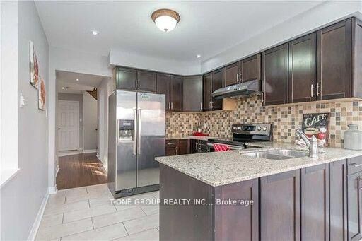 Property Photo:  79 Marydale Avenue  ON L3S 3A9 