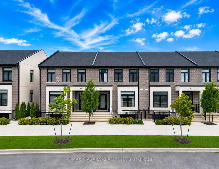 Property Photo: 153 Summersides Boulevard ON L0S 1E6