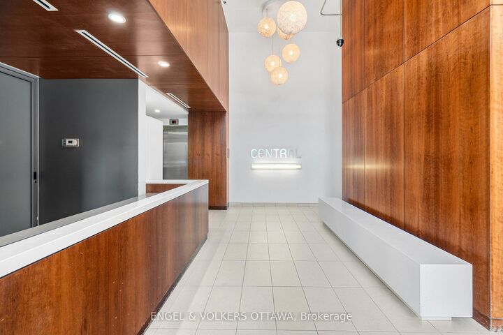 Property Photo: 354 Gladstone Avenue 205 ON K2P 0R4