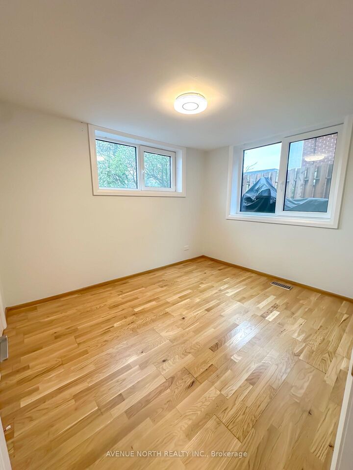 Property Photo:  199 Ste Anne Street  ON K1L 7B8 
