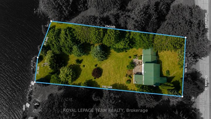 Property Photo:  112 Ottawa Street  ON K0J 2M0 