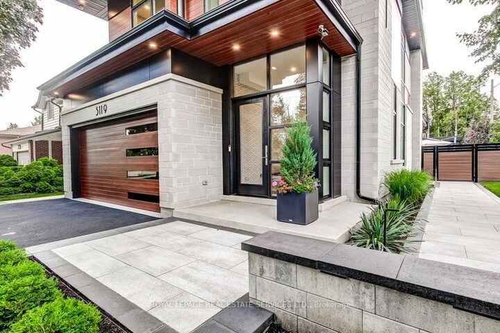 Property Photo: 3119 Victoria Street ON L6L 1K3