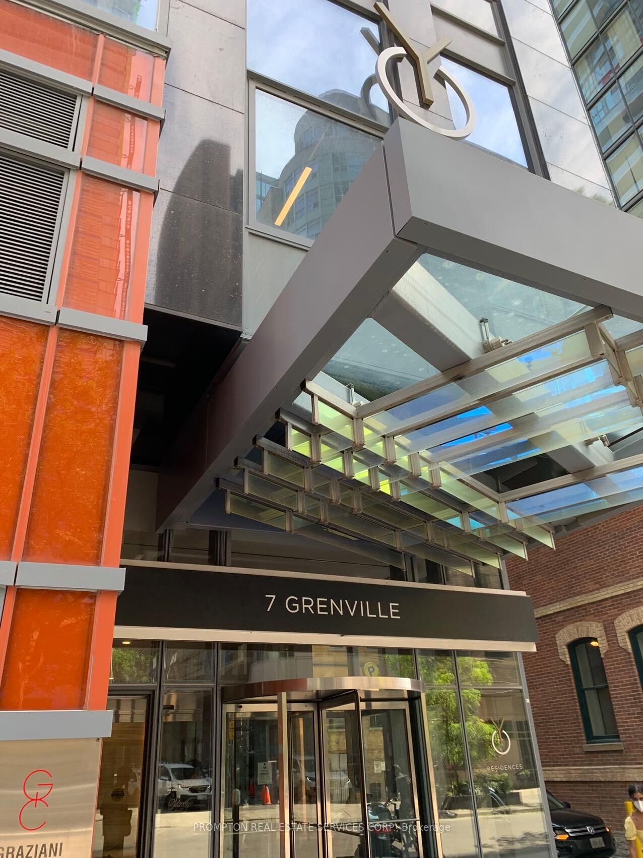 Property Photo:  7 Grenville Street 1610  ON M4Y 1A1 