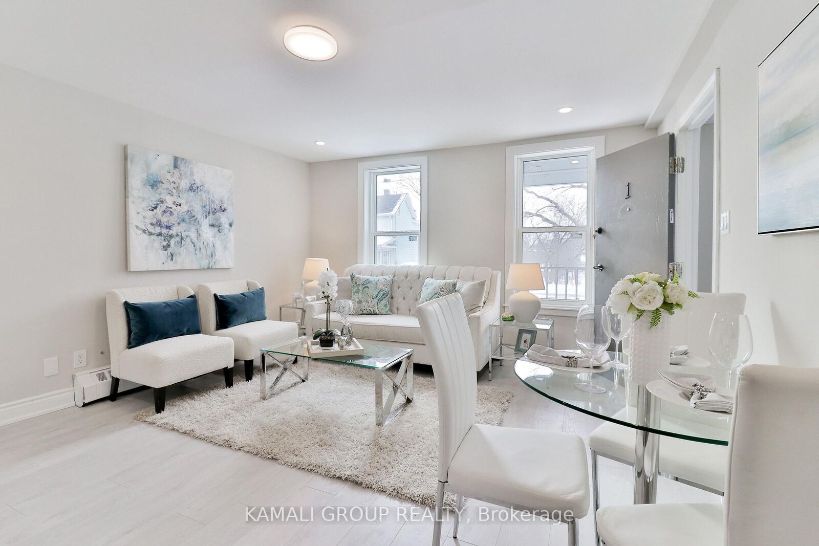 Property Photo: 81 McMillan Drive Unit 1 ON L1G 3Z7