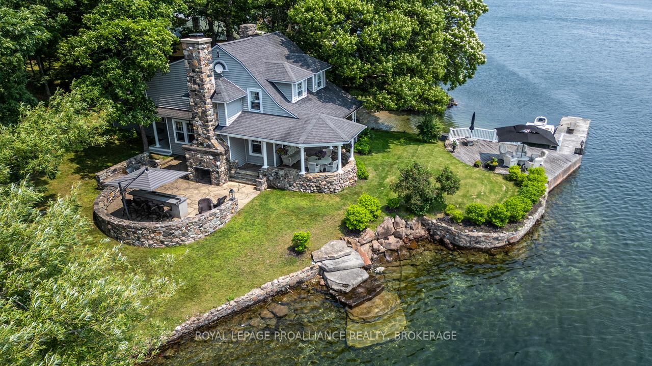 Property Photo: 121 Tremont Park Island ON K7G 3C9