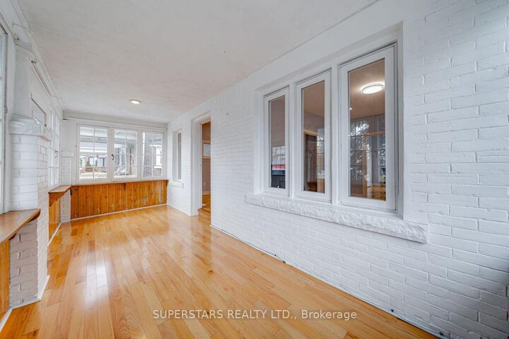 Property Photo:  1587 Dufferin Street W  ON M6H 3L5 