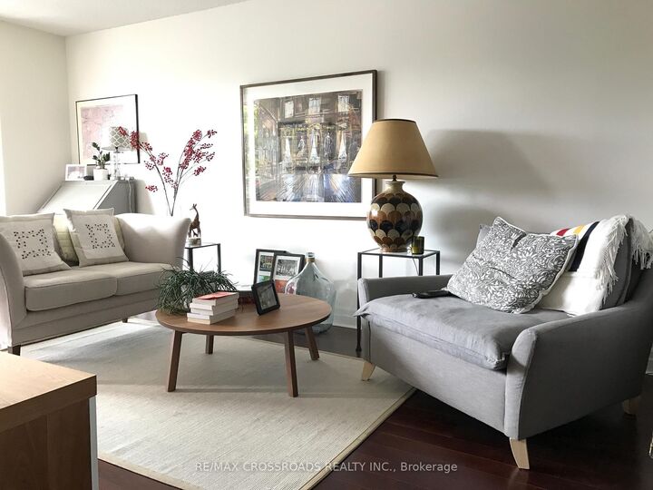 Photo de la propriété:  20 Gothic Avenue 307  ON M6P 1T5 