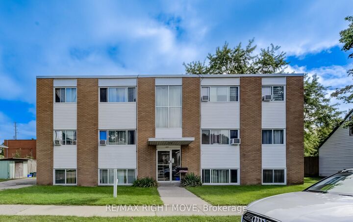 Property Photo: 125 Schlueter Street ON N3H 4B4
