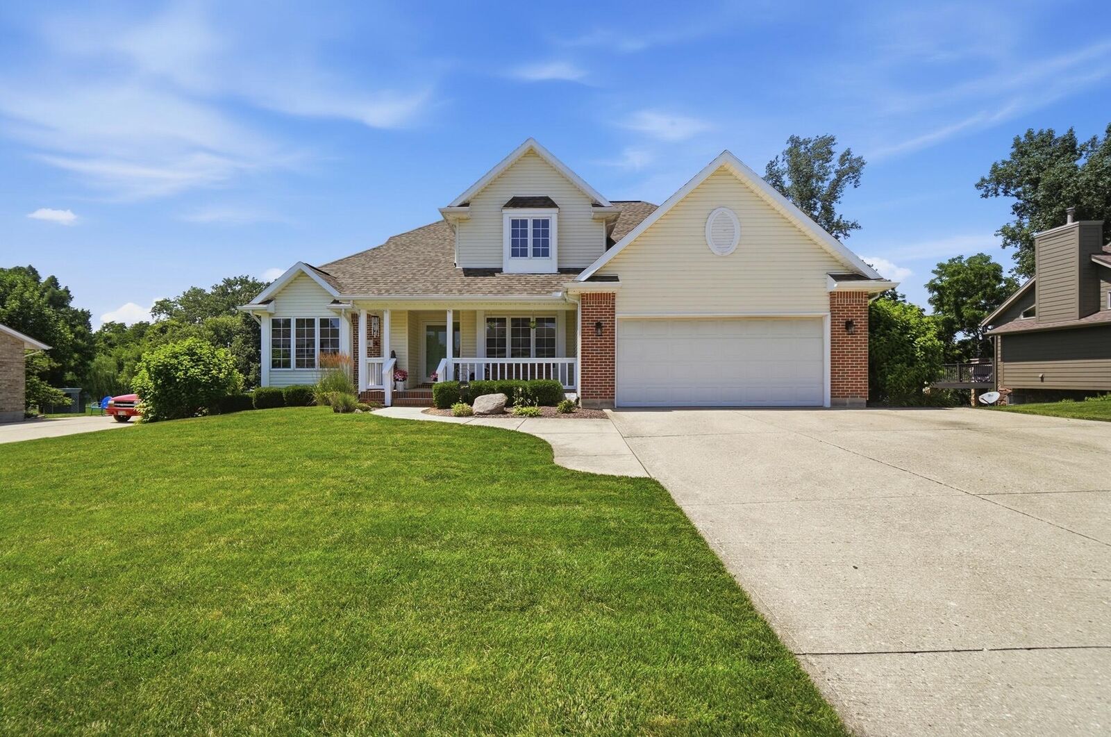 Property Photo:  1126 Kingsgate Road  OH 45503 