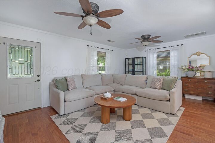 Property Photo:  5810 Winkler Drive  TX 79109-7178 
