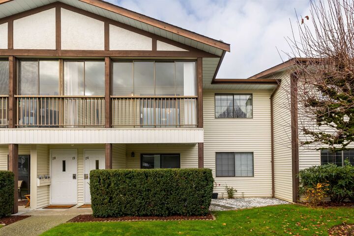Property Photo: 32718 Garibaldi Drive 23 BC V2T 5T6
