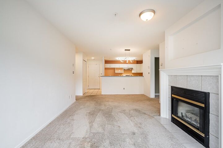 Property Photo: 33708 King Road 314 BC V2S 8C6
