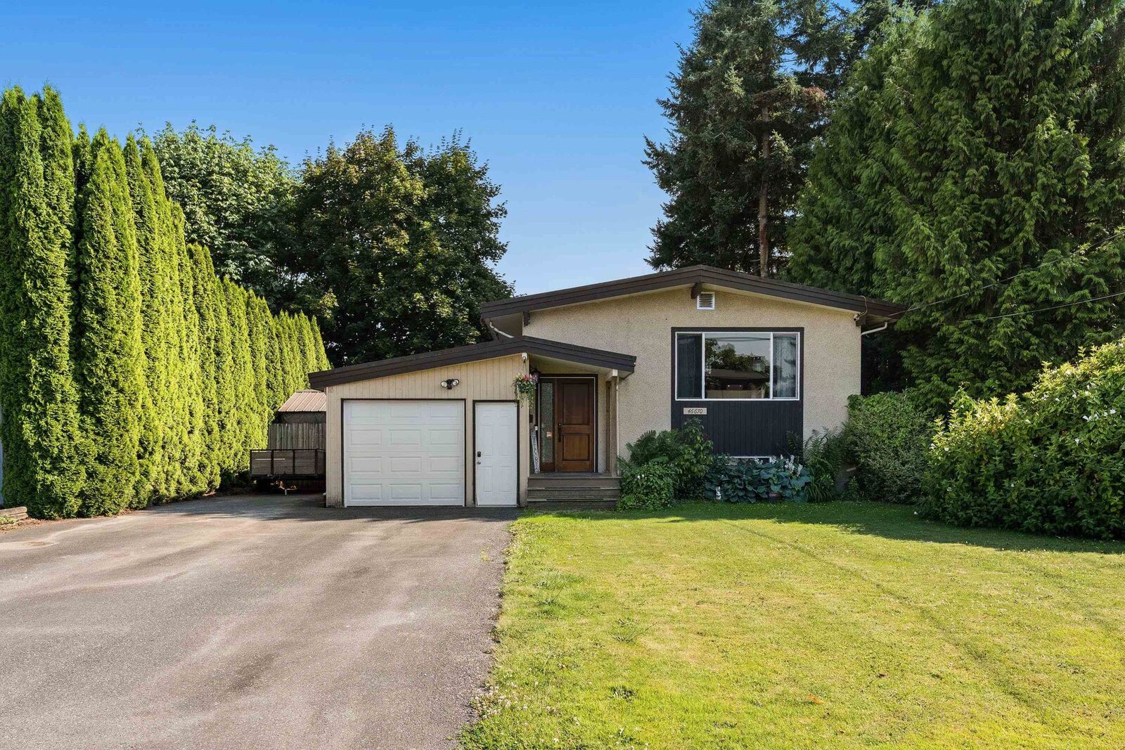 Property Photo: 46670 Brice Road BC V2P 3V7