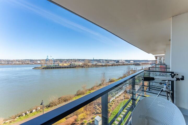 Property Photo: 210 Salter Street Th509 BC V3M 0J9
